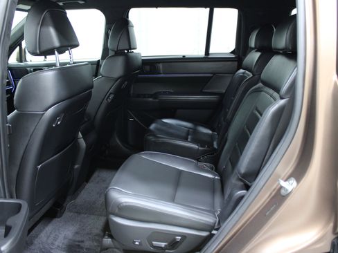 Used 2024 Hyundai Santa Fe Calligraphy image 22