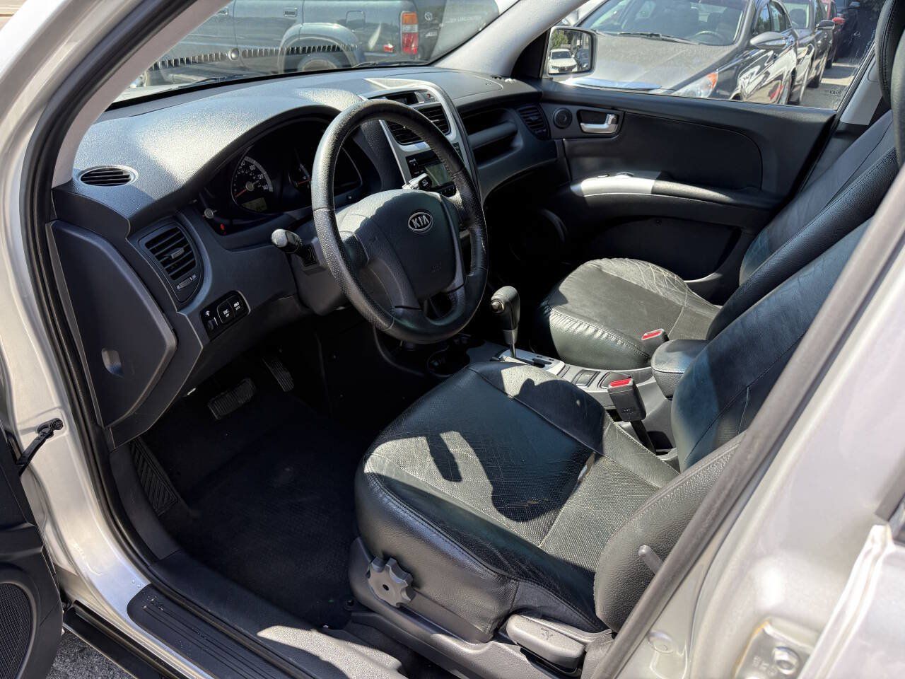 Used 2009 Kia Sportage EX w/ Leather Pkg AWD/4WD image 8