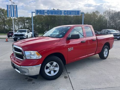 Used 2024 RAM 1500 Classic SLT RWD image 2