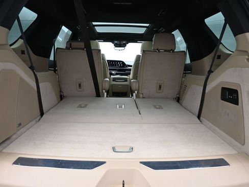 Used 2021 Cadillac Escalade Premium Luxury w/ Driver Assist Tech Package AWD/4WD image 25