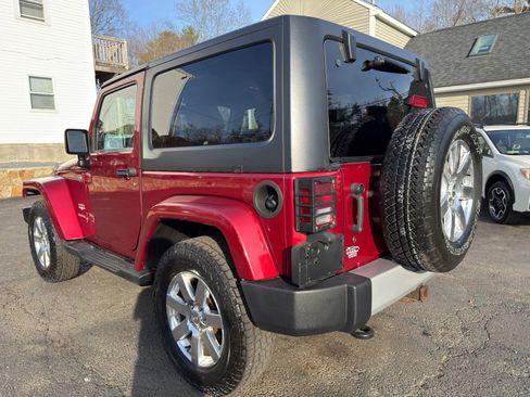 Used 2013 Jeep Wrangler Sahara w/ Dual Top Group image 5