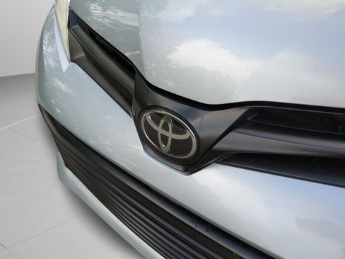 Used 2020 Toyota Sienna L FWD image 30