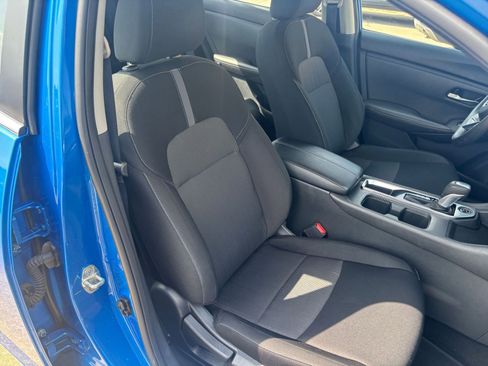 Used 2025 Nissan Sentra SV FWD image 34