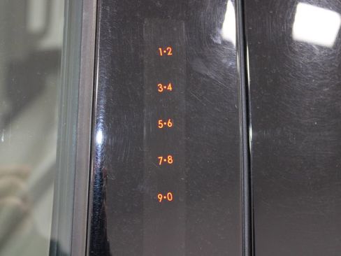 Used 2023 Ford Explorer Limited image 18