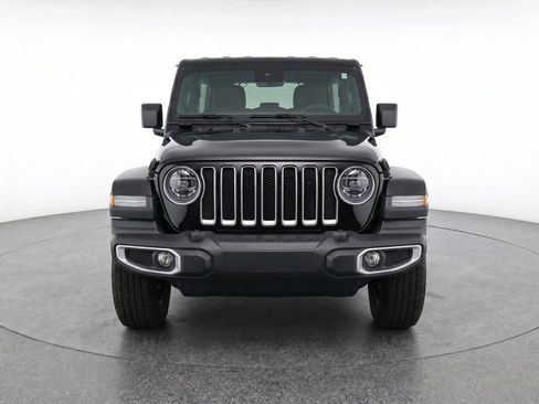 Used 2025 Jeep Wrangler Unlimited Sport AWD/4WD image 2
