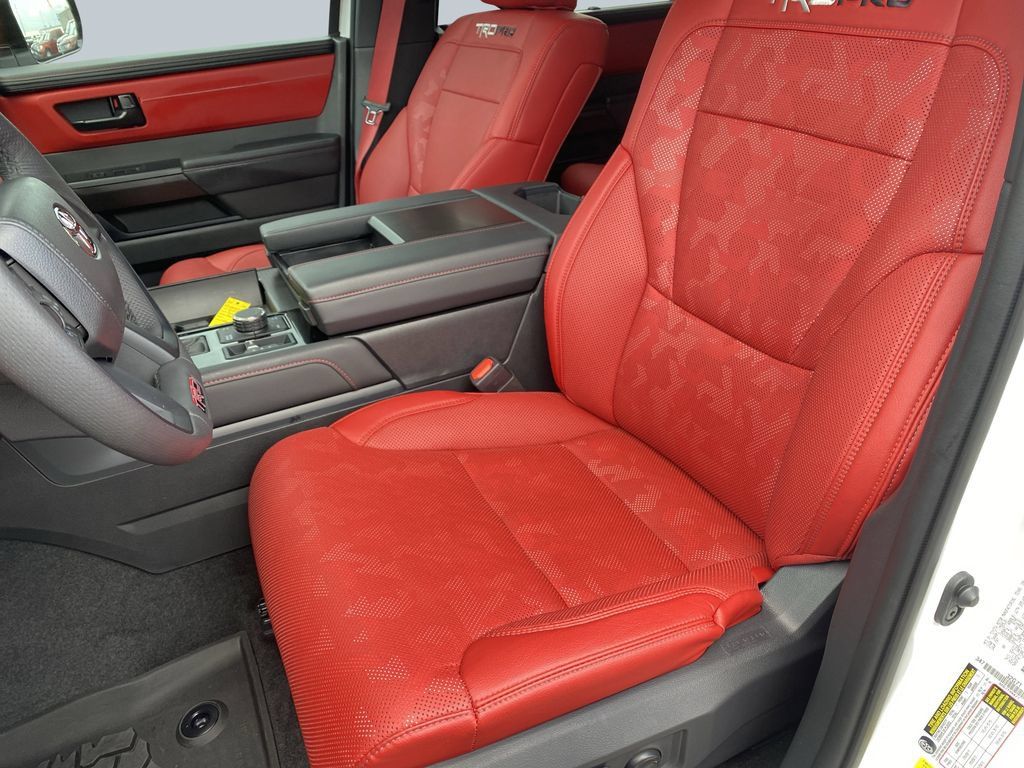 Used 2025 Toyota Sequoia TRD Pro AWD/4WD image 11