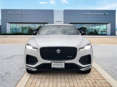Certified 2025 Jaguar F-PACE R-Dynamic S image 2