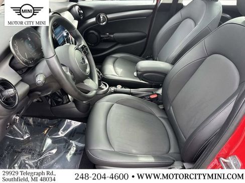 Used 2022 MINI Cooper 4-Door Hardtop FWD image 23