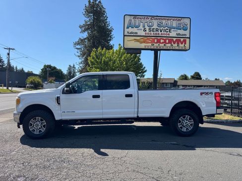 Used 2017 Ford F350 XLT w/ FX4 4x4 Off Road Package image 8