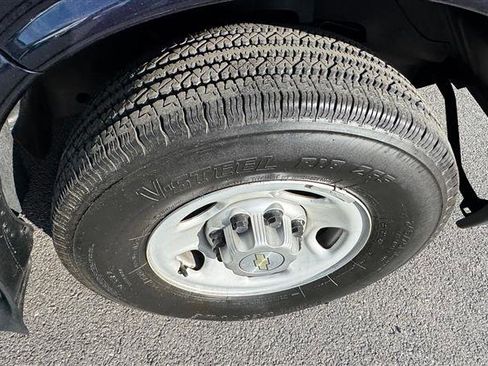 Used 2013 Chevrolet Express 3500 LS w/ Power Package image 26