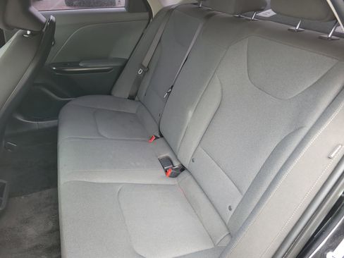 Used 2025 Kia K4 FWD image 7