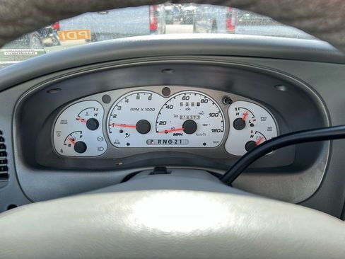 Used 2003 Ford Explorer Sport Trac XLS image 34