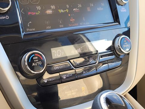 Used 2019 Nissan Murano Platinum image 21