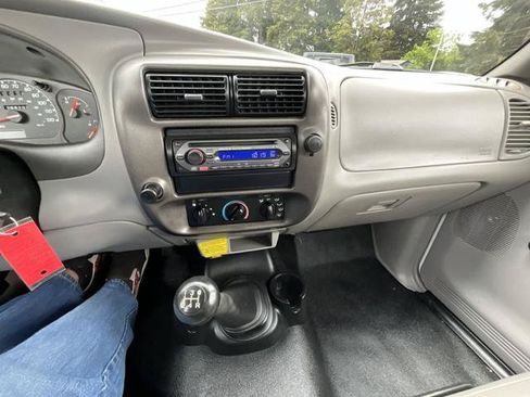 Used 2001 MAZDA B-Series Pickup 2WD Regular Cab B2500 image 12