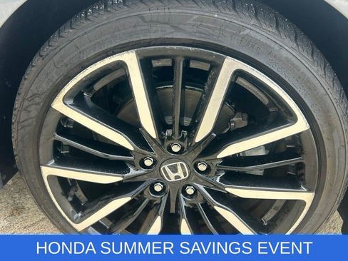 Used 2024 Honda Accord Touring image 4