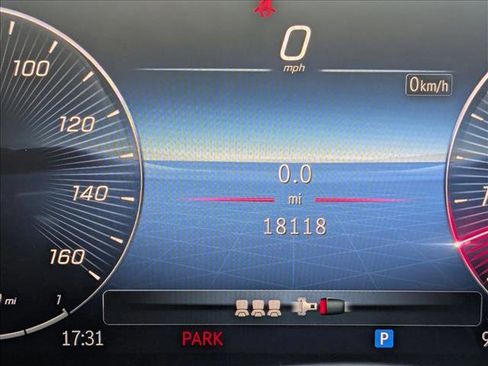 Certified 2025 Mercedes-Benz GLE 450 4MATIC image 10