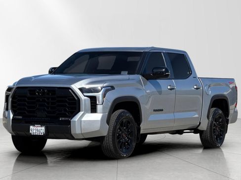 Used 2025 Toyota Tundra Limited image 7