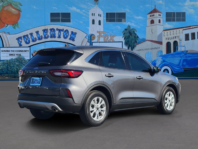 Used 2023 Ford Escape Active FWD image 4