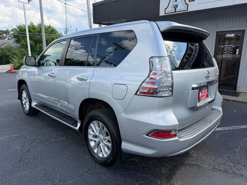 Used 2018 Lexus GX 460 Premium w/ Premium Package AWD/4WD image 14