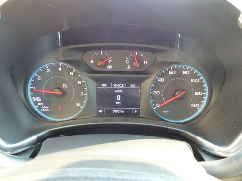 Used 2018 Chevrolet Equinox LT AWD/4WD image 45