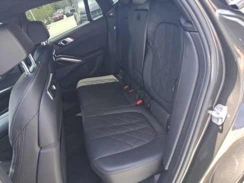 Used 2024 BMW X6 xDrive40i w/ Premium Package AWD/4WD image 17