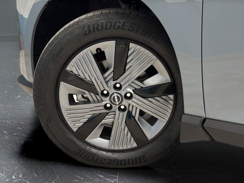 Used 2025 Nissan Murano SL AWD/4WD image 37
