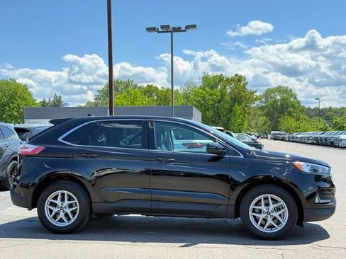 Used 2024 Ford Edge SEL w/ Convenience Package AWD/4WD image 35