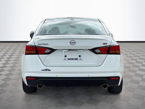 Used 2023 Nissan Altima 2.5 SR FWD image 6