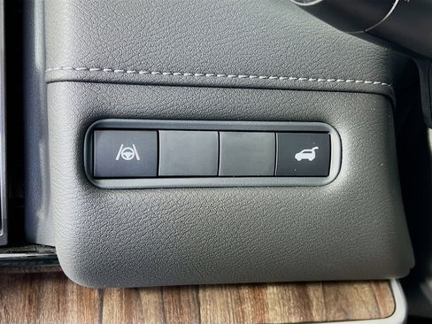 New 2026 Nissan Armada SL w/ Captain's Chari Seat Package image 14