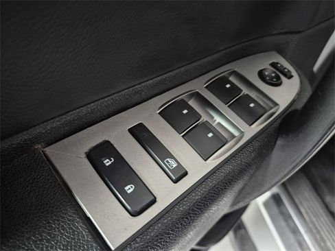 Used 2012 Chevrolet Silverado 3500 LT image 21