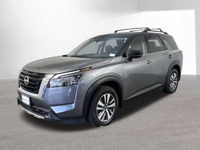 Certified 2022 Nissan Pathfinder SL