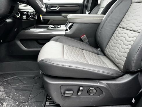 New 2026 Chevrolet Silverado 2500 ZR2 image 5