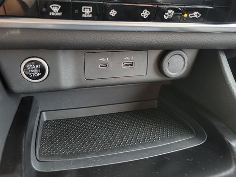 Certified 2023 Nissan Rogue SV FWD image 27