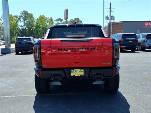 New 2025 GMC Hummer EV 3X w/ LPO, Illumination Package image 8