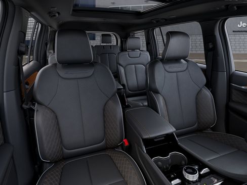 New 2026 Jeep Grand Cherokee L Summit AWD/4WD image 9