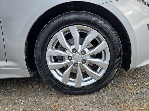 Used 2015 Kia Optima EX image 9