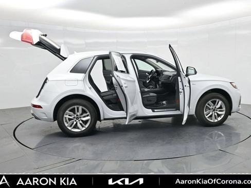 Used 2023 Audi Q5 2.0T Premium w/ Convenience Package AWD/4WD image 36