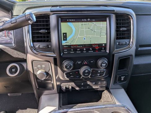 Used 2018 RAM 2500 Laramie w/ Sport Appearance Group AWD/4WD image 9