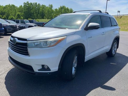 Used 2016 Toyota Highlander Limited Platinum AWD/4WD image 4