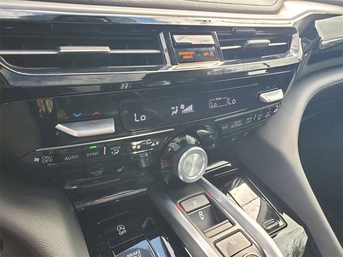 Used 2023 Acura MDX 3.5L image 32