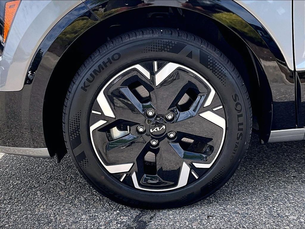 Used 2023 Kia Niro Wind w/ Wind Preserve Package FWD image 7