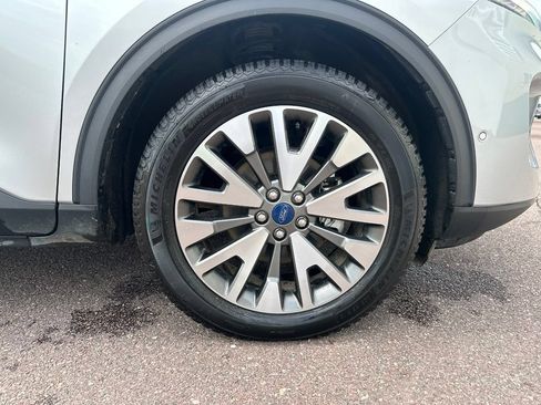 Used 2020 Ford Escape Titanium AWD/4WD image 40