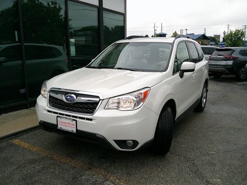 Used 2016 Subaru Forester 2.5i Limited w/ Popular Package #2 AWD/4WD image 2