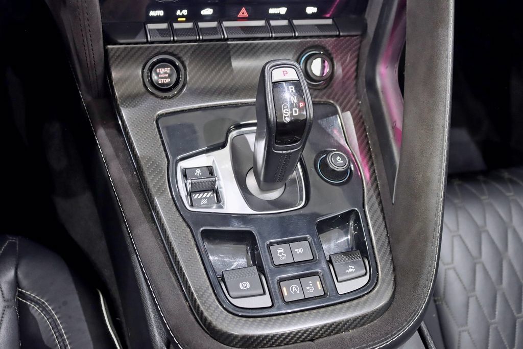 Used 2017 Jaguar F-TYPE SVR AWD/4WD image 22