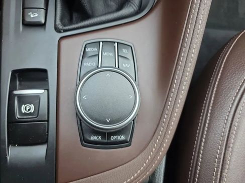 Used 2017 BMW X1 xDrive28i AWD/4WD image 32