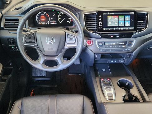 Used 2025 Honda Ridgeline TrailSport image 26