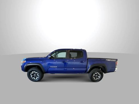 Used 2023 Toyota Tacoma TRD Off-Road image 5