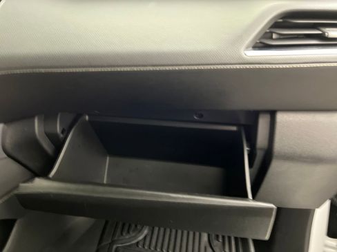 Used 2023 GMC Yukon SLT image 39