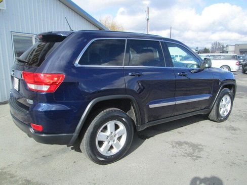 Used 2012 Jeep Grand Cherokee Laredo AWD/4WD image 6