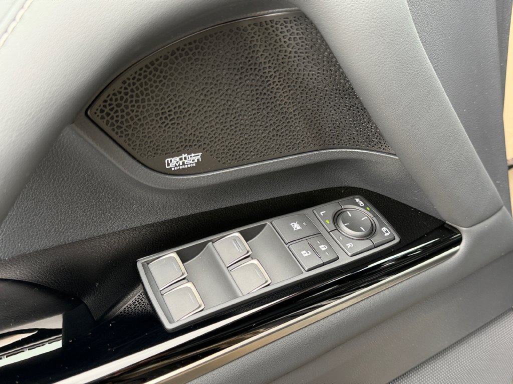 Certified 2025 Lexus LX 700h Overtrail AWD/4WD image 17